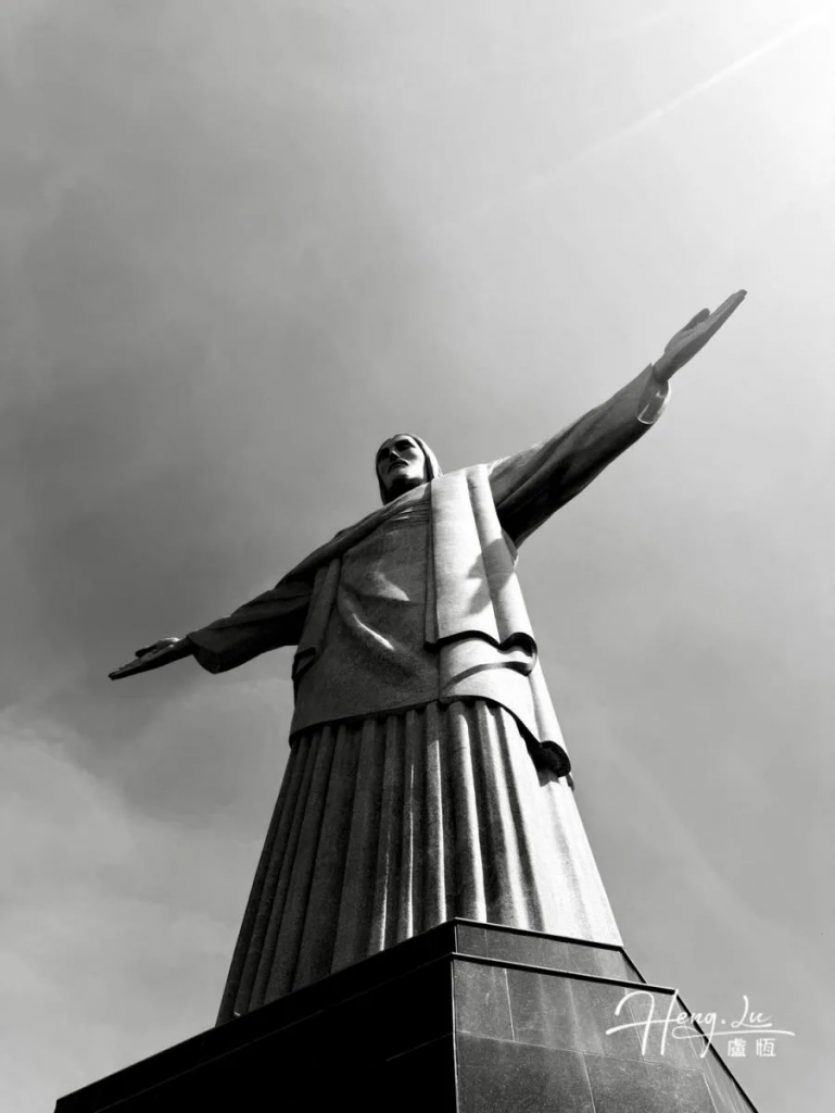 Christ-the-redeemer-statue-in-rio