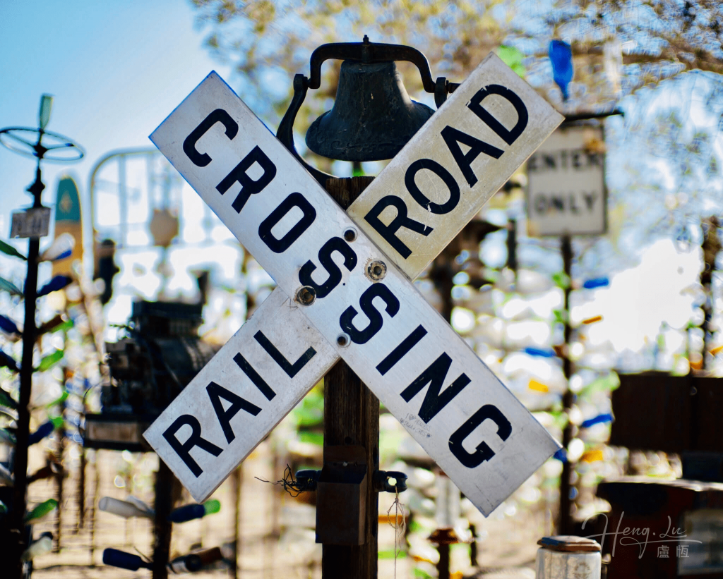 A-vintage-railroad-crossing-sign-with-a-bell