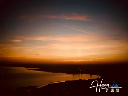golden-coastal-sunset